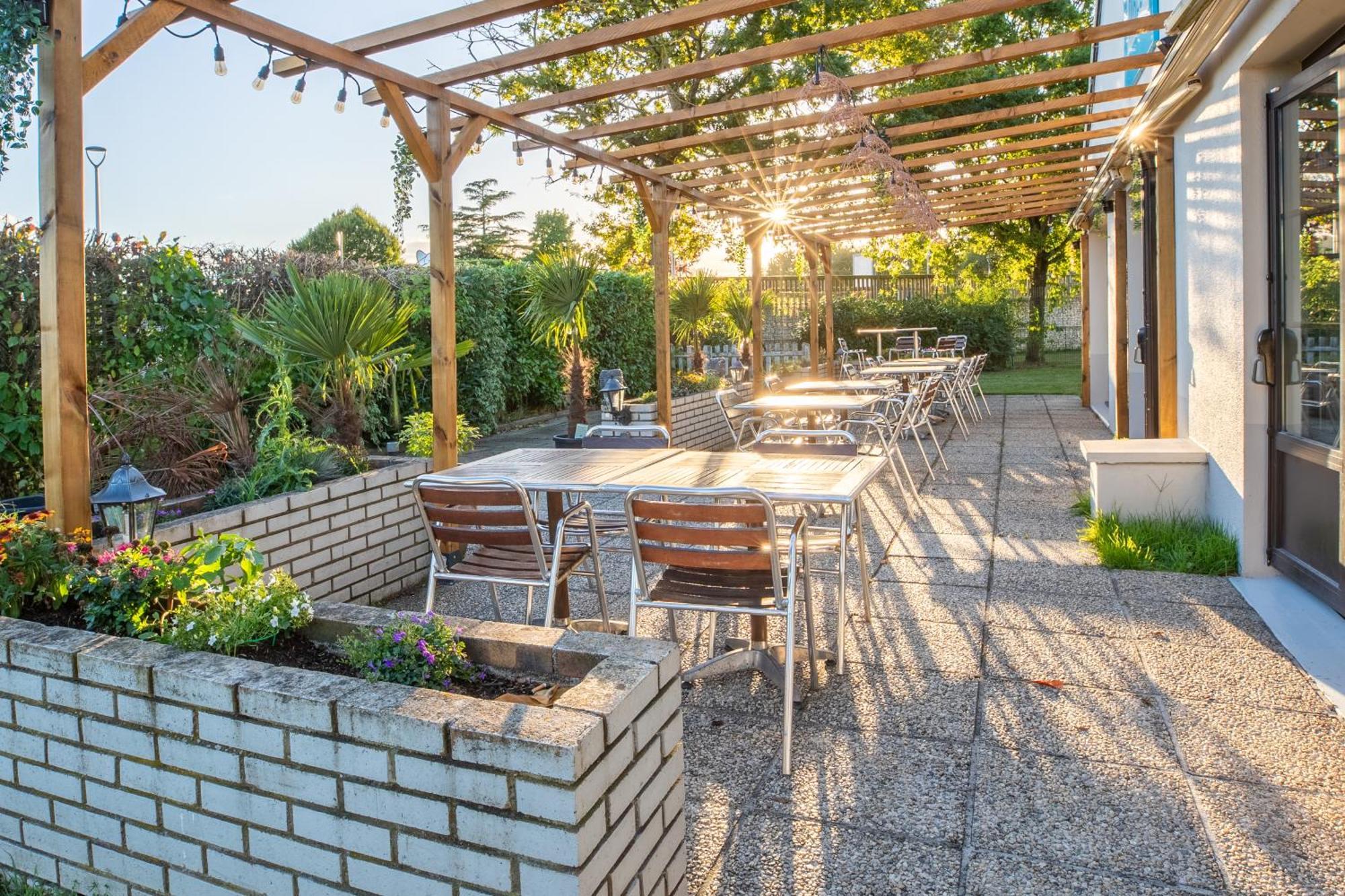 Kyriad Direct Λον Εξωτερικό φωτογραφία